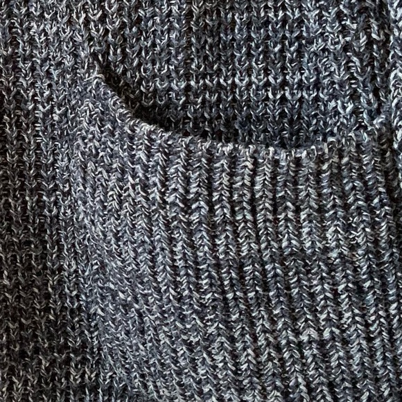 VICTORIA’S SECRET knitted Cotton Sweater With Pockets Size Medium / 100% Cotton. - Picture 10 of 17